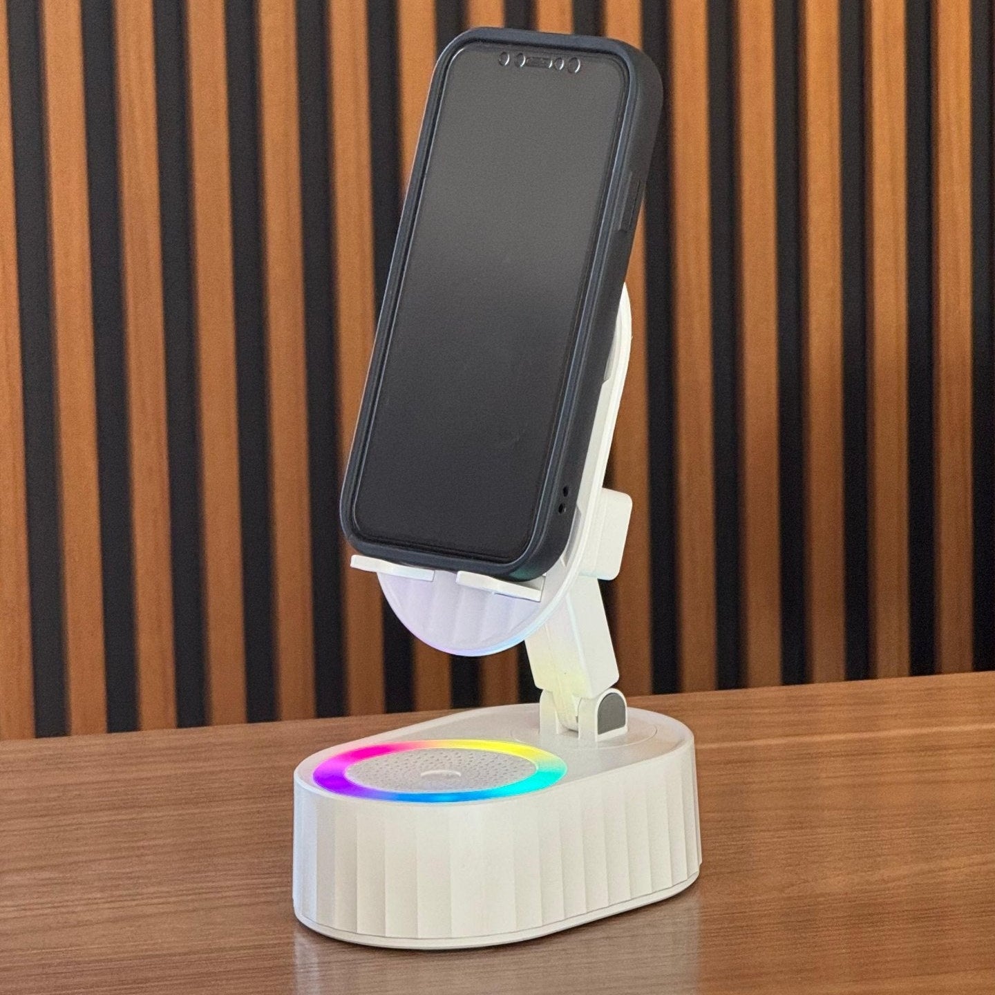 sonicbeat phone stand induction speaker 